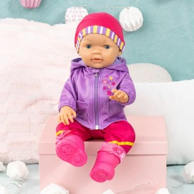 BAYER Puppenkleidung 38-42 Cm, Regenoutfit Rosa/lila 5 BAYER Puppenkleidung 38-42 Cm, Regenoutfit Rosa/lila – Bild 5